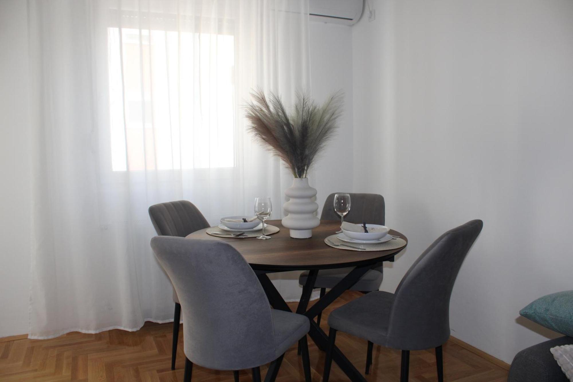 Apartment M Smederevo Buitenkant foto